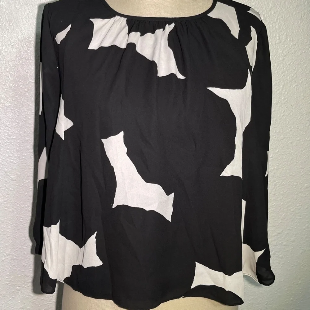 Kate Spade New York Make Magic Blot Dot Swing blouse size medium